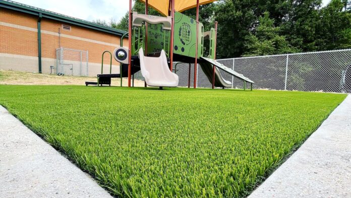 Transforming Your Outdoor Space with Artificial Turf: A Comprehensive Guide